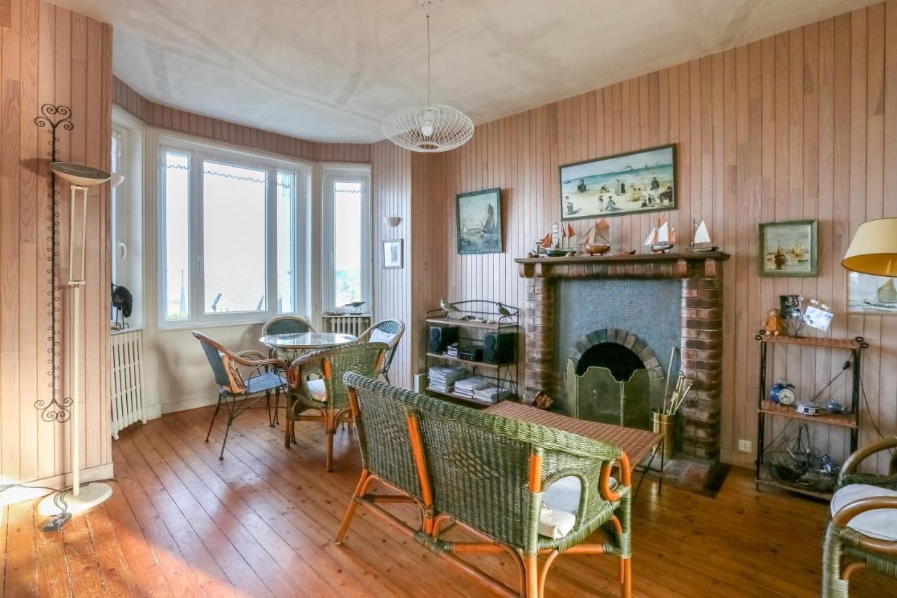 CABESTAN - Maison de famille au coeur du bourg - Vue Mer Carantec Extérieur photo